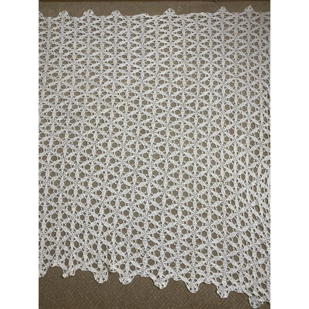 Vintage Handmade Crochet‎ Doily Tablecloth Bedspread Ecru Off White Twin 80